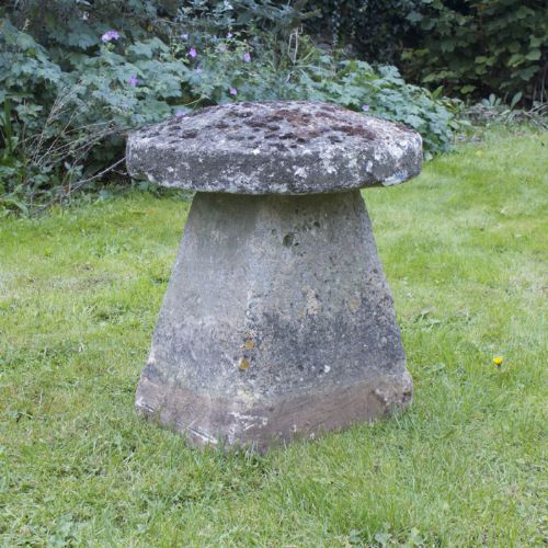 Cotswold Staddle Stone