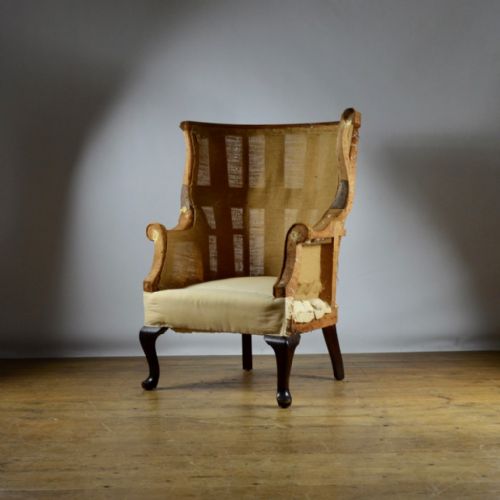 fig 1. GENEROUS BARREL BACK CHAIR