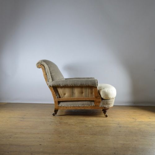 fig 1. DEEP SEATED ENGLISH ARMCHAIR - FULL REUPHOL. INC.