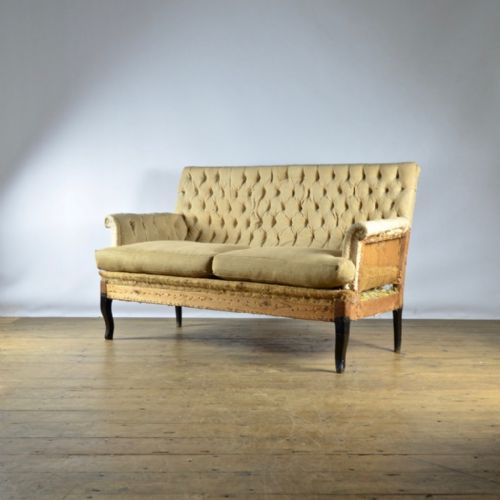 fig 1. PRETTY FRENCH BUTTONED SOFA - FULL REUPHOL. INC.