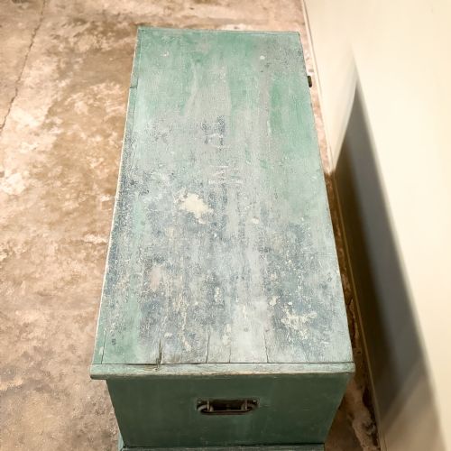 1117 PINE PAINTED BLANKET BOX - ADDITIONAL PHOTO 4