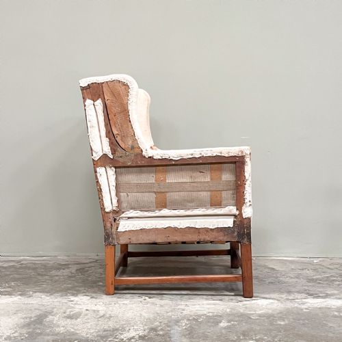 19TH CENTURY WING CHAIR - ADDITIONAL PHOTO 1