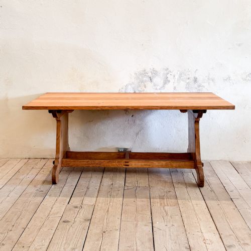 OAK LIBRARY DINING TABLE
