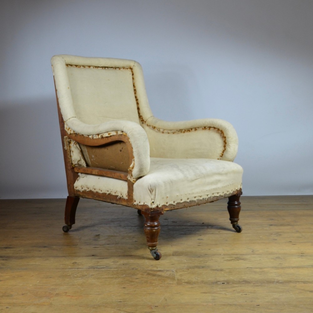 Pretty English Armchair, Incl. Full Reupholstery