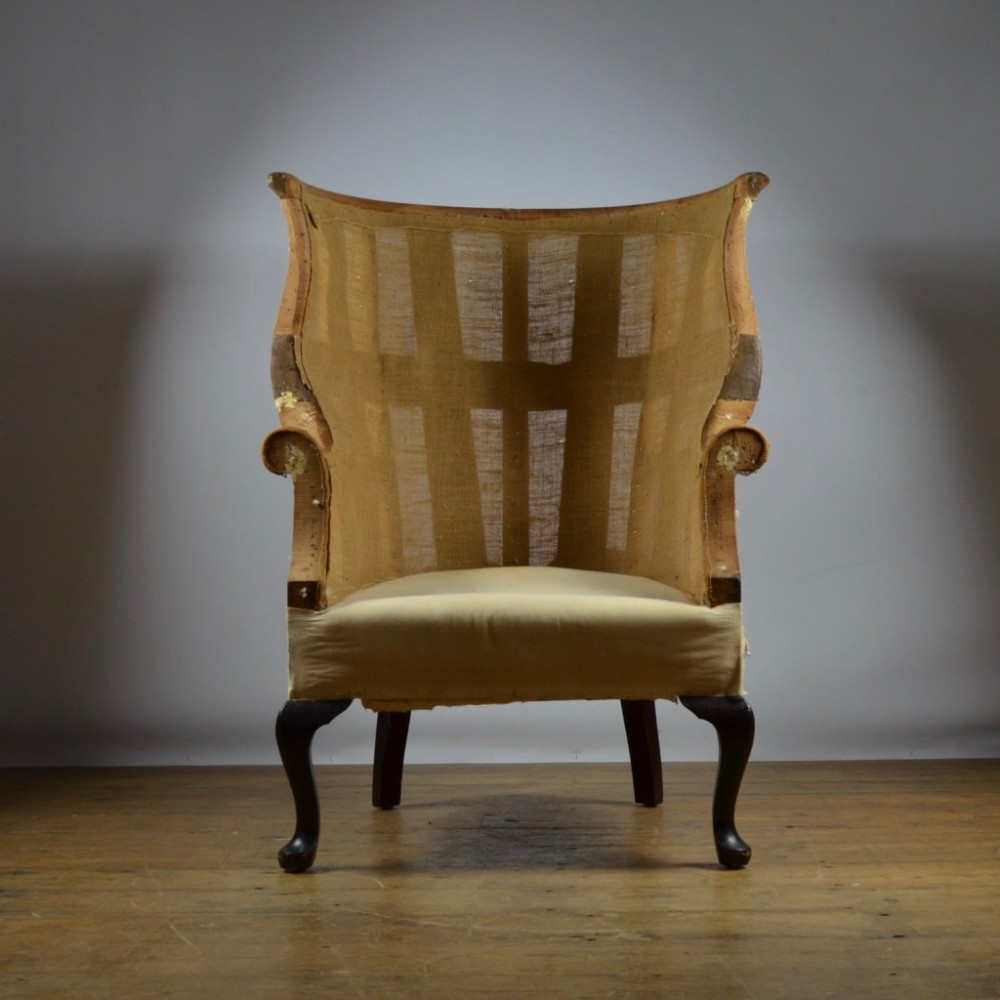 GENEROUS BARREL BACK CHAIR