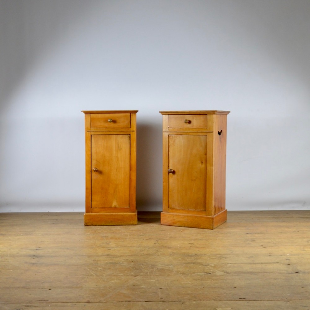 VERY NEAR PAIR OF FRUITWOOD BEDSIDE TABLES