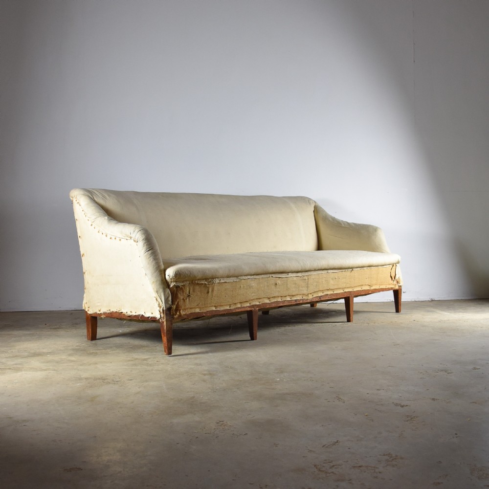 C772 Edwardian English Sofa
