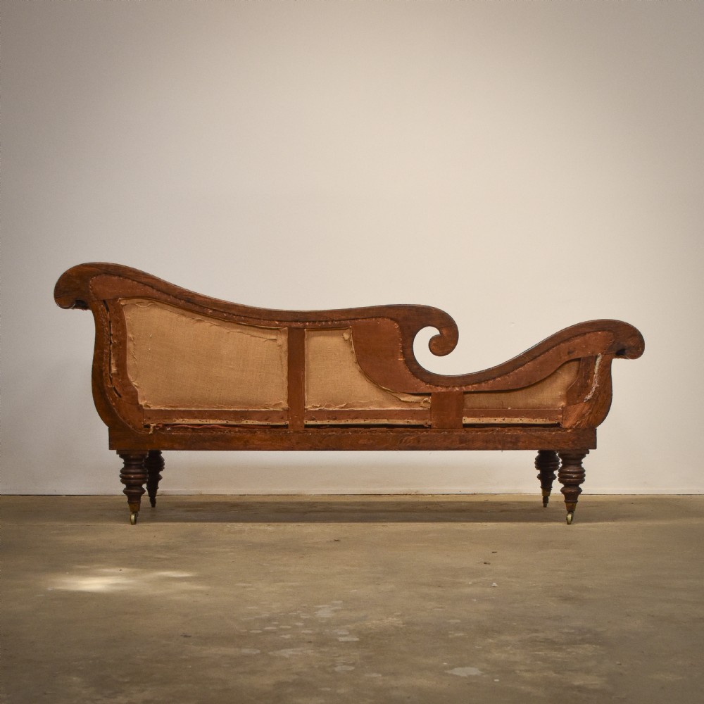 Regency Chaise Longue View III
