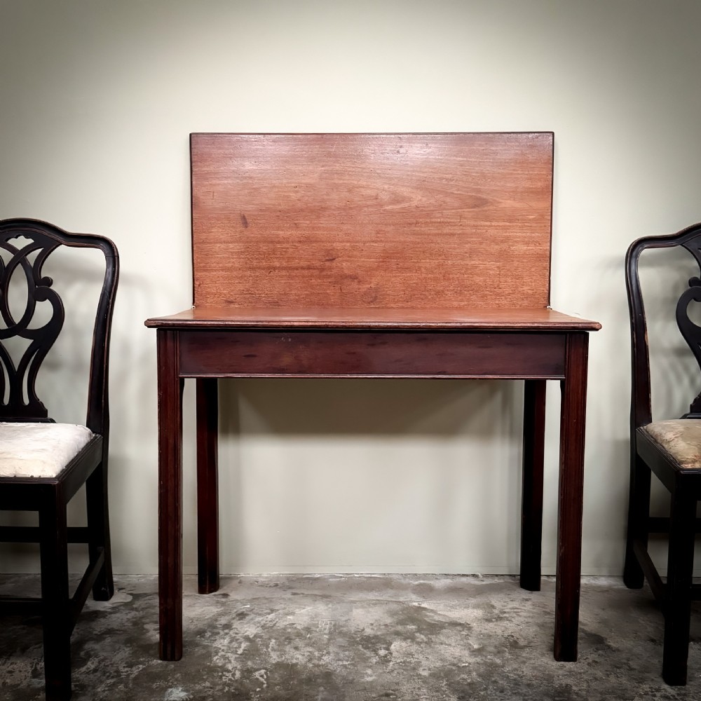 18th Century Mahogany Tea Table