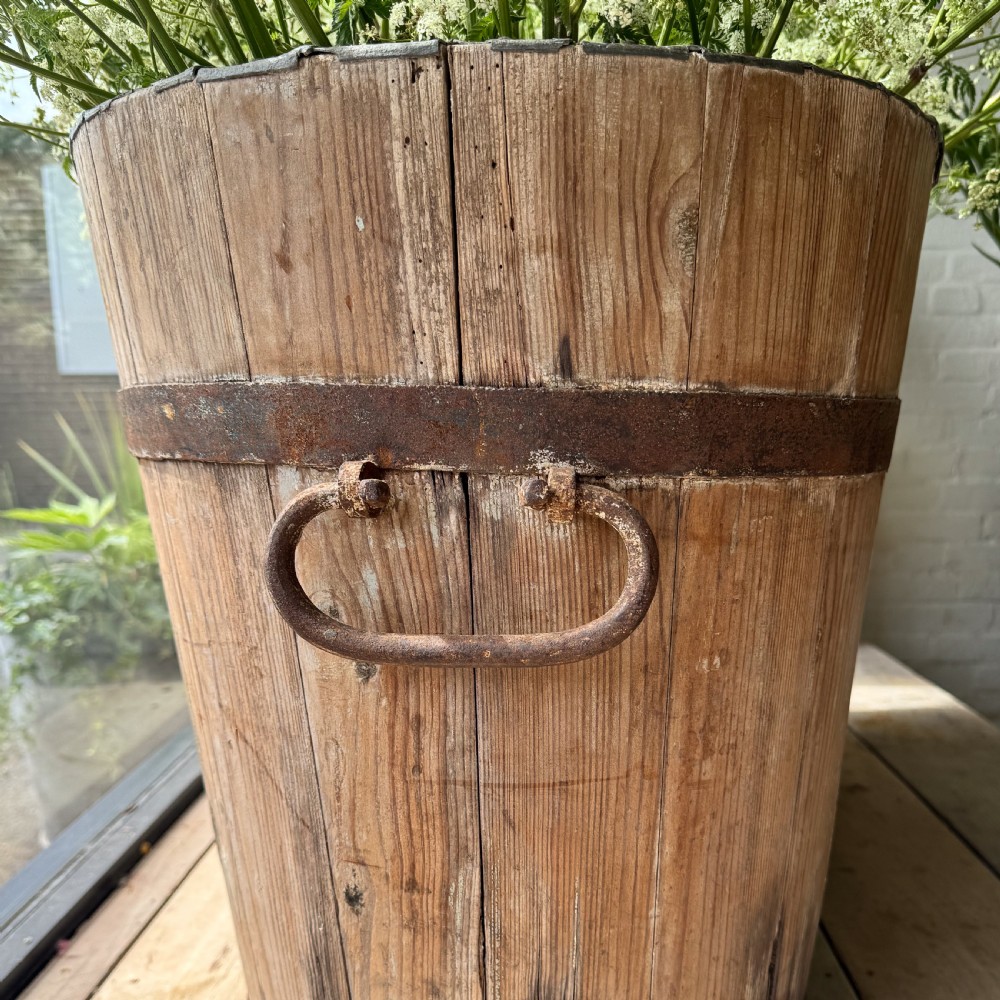 19th Century Zinc Slipper Bath View III