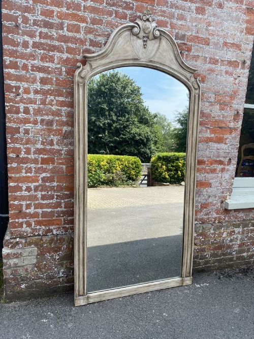 A SPECTACULAR LARGE ANTIQUE FRENCH 19TH CENTURY CARVED WOOD PAINTED SHAPED TOP MIRROR