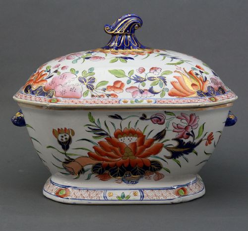 A MASON'S IRONSTONE CHINA SOUP TUREEN - ADDITIONAL PHOTO 2