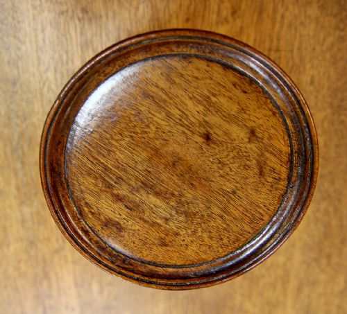 GEORGE III MAHOGANY ADJUSTABLE TREEN CANDLE STAND - ADDITIONAL PHOTO 1