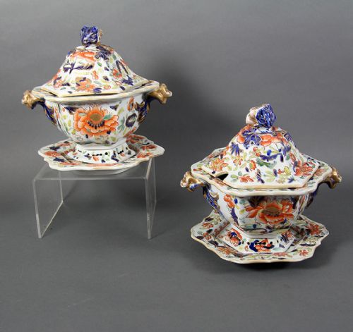 A PAIR OF MASONS IRONSTONE SAUCE TUREENS WATER LILY PATTERN - ADDITIONAL PHOTO 2