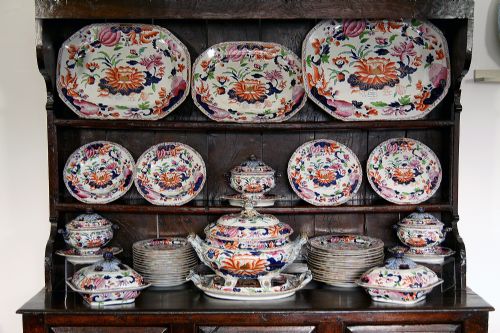 a hicks meigh water lily dinner service - CATEGORY: ANTIQUE CERAMICS - DATED 19TH CENTURY