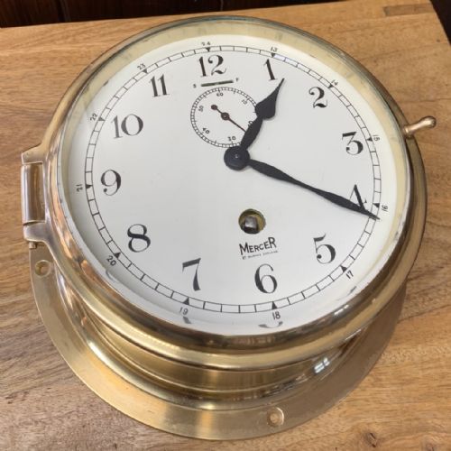 SHIPS BULKHEAD CLOCK FANTASTIC CONDITION - ADDITIONAL PHOTO 1