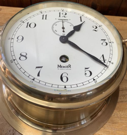 SHIPS BULKHEAD CLOCK FANTASTIC CONDITION - ADDITIONAL PHOTO 5