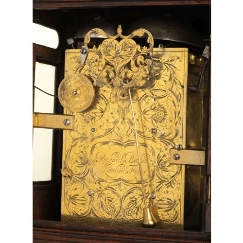 fig 2. A VERY FINE WALNUT TABLE CLOCK – RICHARD BAKER OF LONDON
