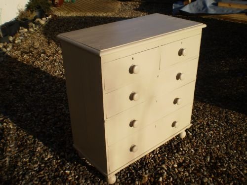 fig 2. Chest of drawers Victorian Pine painted in Georgian Stone