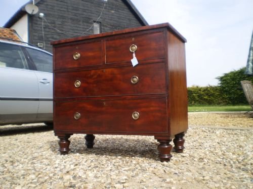 fig 2. Chest of drawers Georgian Mahogany 