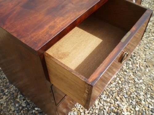 fig 3. Chest of drawers Georgian Mahogany 