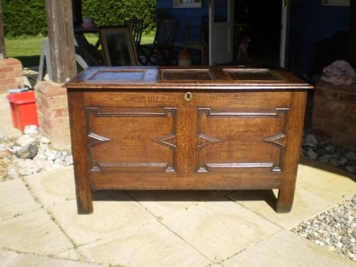 fig 1. Coffer Charles II Oak c1680