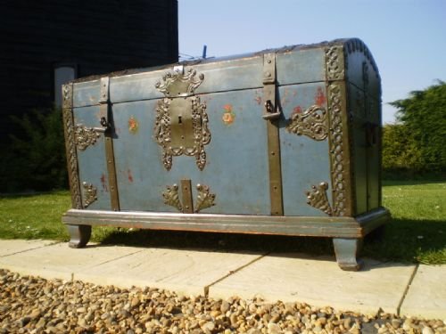 fig 2.
Chest Victorian pine Marriage chest blanket box