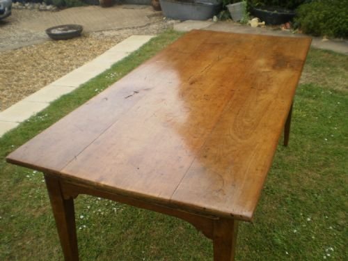 	
Table Rare 18th Century Applewood French