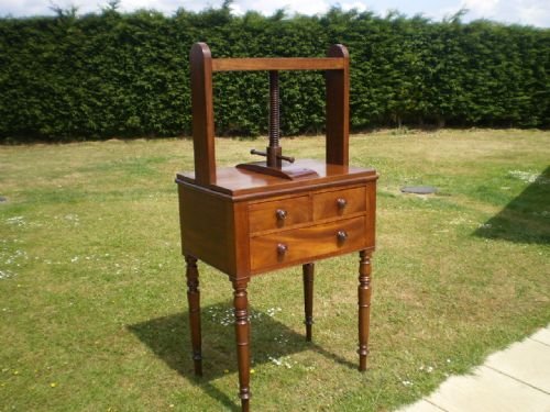 	
	
Chest of Drawers Linen Press Mahogany Rare C 1840
Cloverleaf Home Interiors £45 Delivery Retail Quality
