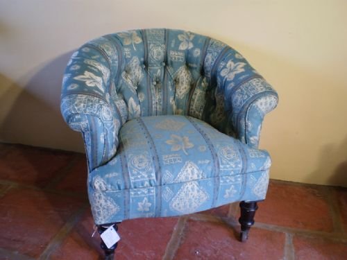 Chair Victorian Newly Re-upholstered C1880
cloverleaf Home Interiors £45 Delivery Retail Quality
