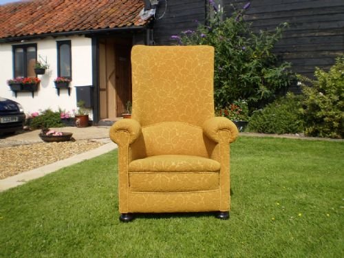 fig 1.
Chair late Victorian reclining arm chair
Cloverleaf Home Interiors £45 delivery retail quality