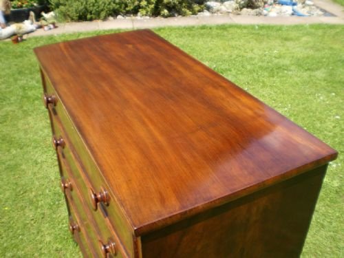 fig 2.
Chest of drawers George IV Mahogany c1825
Cloverleaf Home Interiors £45 delivery retail quality
