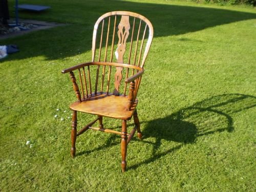 	
Chair Windsor Early Victorian C1840 Ash Elm Fruitwood
cloverleaf Home Interiors £45 Delivery Retail Quality
