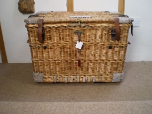 fig 2.
Laundry basket wicker c1900 White Brothers Nottingham