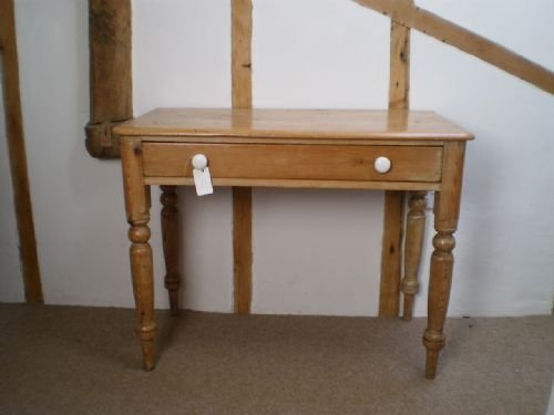 	
Table Victorian Pine Side Table
cloverleaf Home Interiors £45 Delivery Retail Quality