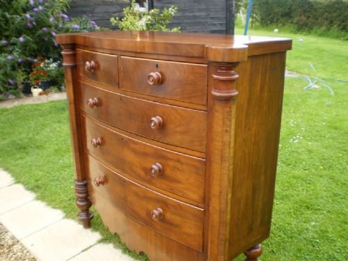fig 3. 	
Chest of drawers Victorian Mahogany
Cloverleaf Home Interiors £45 delivery retail quality