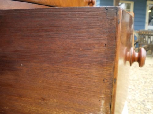 fig 4. 	
Chest of drawers Victorian Mahogany
Cloverleaf Home Interiors £45 delivery retail quality