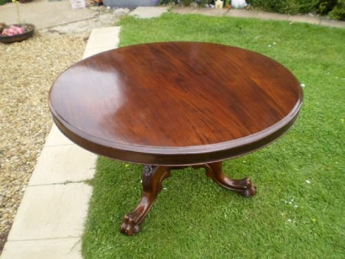 fig 1. Table erl Victorian Mahogany breakfast dining paw feet
Cloverleaf Home Interiors £45 delivery retail quality