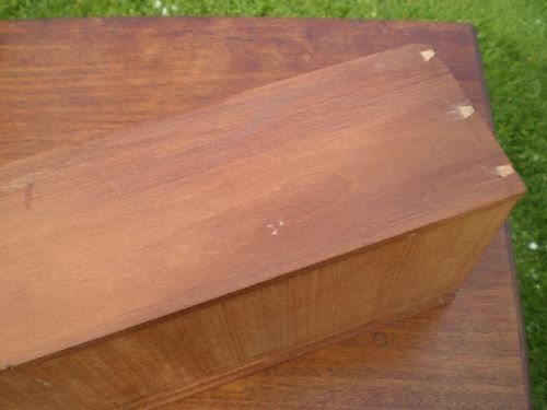 fig 3. 	
Desk George III Mahogany kneehole
Cloverleaf Home Interiors £45 delivery retail quality
