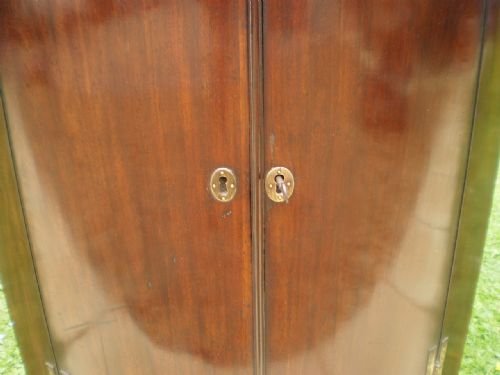 fig 2. 	
Cabinet corner George III Mahogany c1770
Cloverleaf Home Interiors £45 delivery retail quality