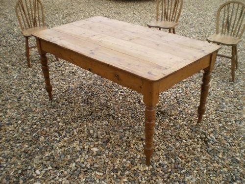 fig 3. Table Victorian Pine kitchen plank scrub top
