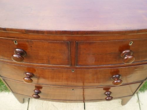 fig 1.
chest of drawers George III Mahogany bowfront only 34
