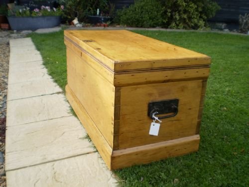 fig 3. Blanket box chest Victorian Pine