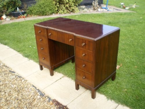 fig 1.
Desk Walnut Art Deco c1920 by Morris of Glasgow