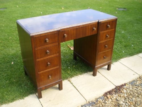 fig 2.
Desk Walnut Art Deco c1920 by Morris of Glasgow