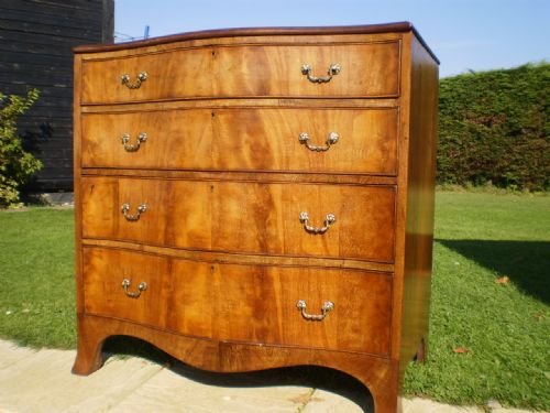 fig 4. Chest of drawers late Victorian Mahogany serpentine front