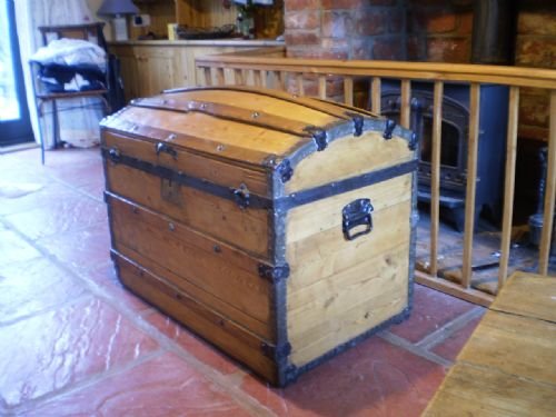 fig 1. Blanket box chest Victorian Pine