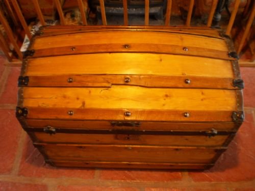 fig 4. Blanket box chest Victorian Pine