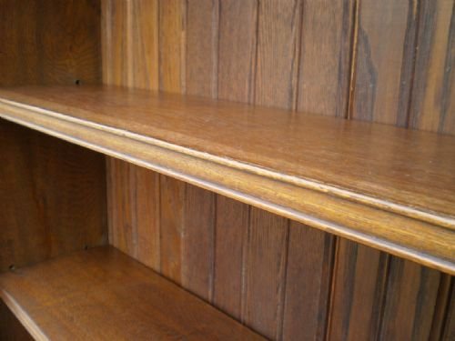 fig 3.
Bookcase Victorian Oak style adjustable shelves