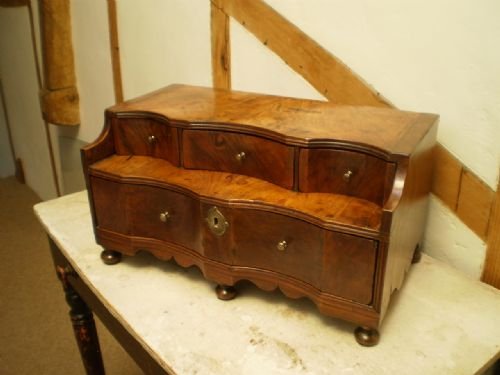 fig 3. Chest of drawers Queen Jewellery box desktop burr Walnut c1710